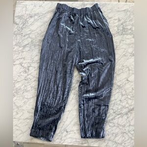 ANTHROPOLOGIE by ETT:TWA Velvet Cropped Pants in Navy/Marin - Size XS
